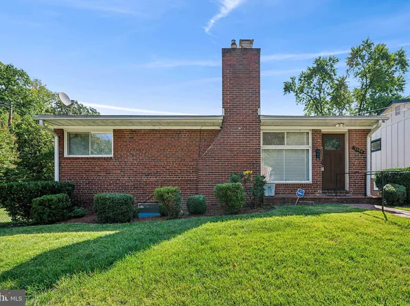 1200 34th Pl SE, Washington, DC 20019