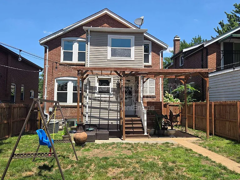 4114 Alma Ave — Photo 6