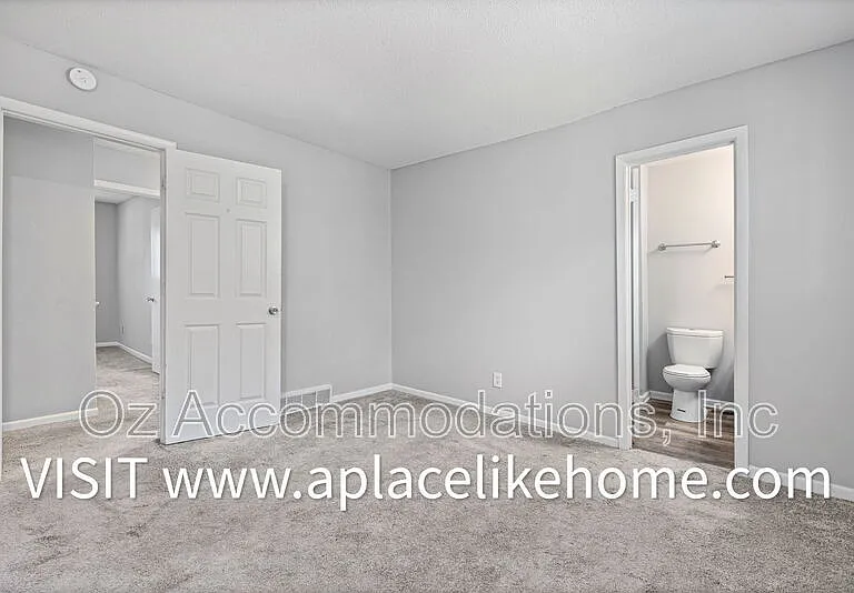 9702 Shepherds Dr #B — Photo 13