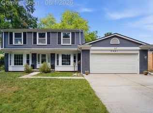 2921 Baylis Dr, Ann Arbor, MI 48108