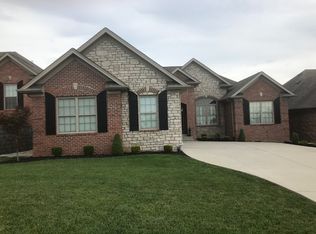 4053 Marquette Dr, Floyds Knobs, IN 47119