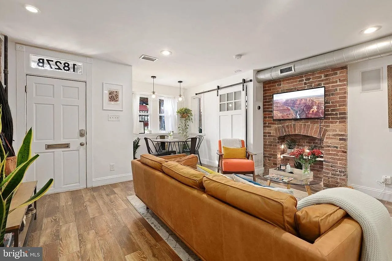 1 bed, 650 sqft, $2,300 — Photo 2