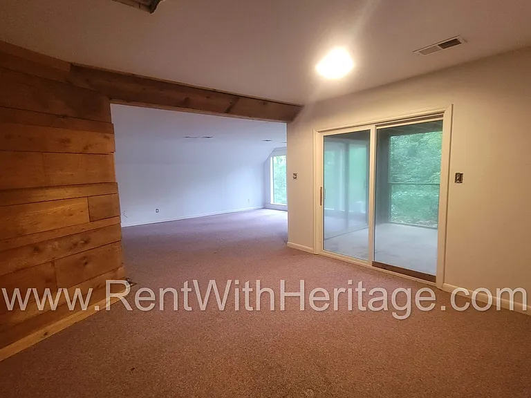 1050 Flamingo Dr — Photo 58