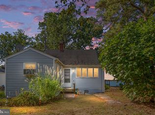 238 Grannys Bar Rd, Hague, VA 22469