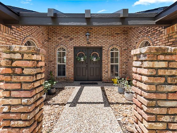 4th image of 2307 Quail Hollow Dr
