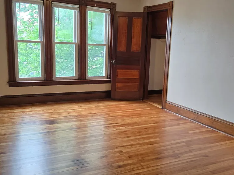 125 Vernon St #C — Photo 20