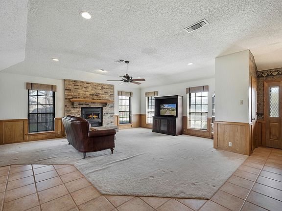 4th image of 9 Quail Run St