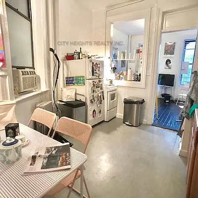 Rented by City Heights Realty | media 12