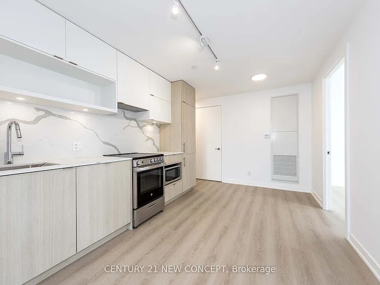 100 Queen St E #3608 — Photo 12