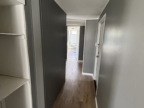 5th image of 15200 Arch St #3208