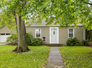 1822 Kelly Ave, Crest Hill, IL 60403