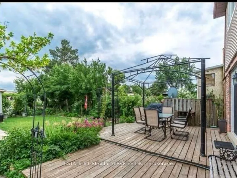 36 Dafoe Cres E #BSMNT — Photo 8