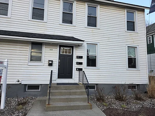 669 Pawling Ave #3 Photo 1