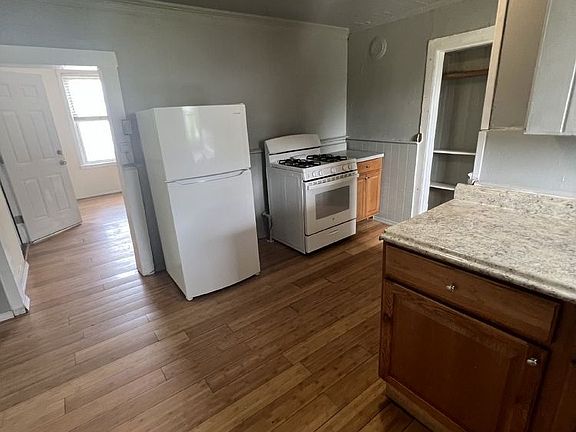 2nd image of 1902 7th Ave #0