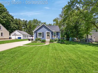 3570 Brookdale Ln, Waterford, MI, 48328