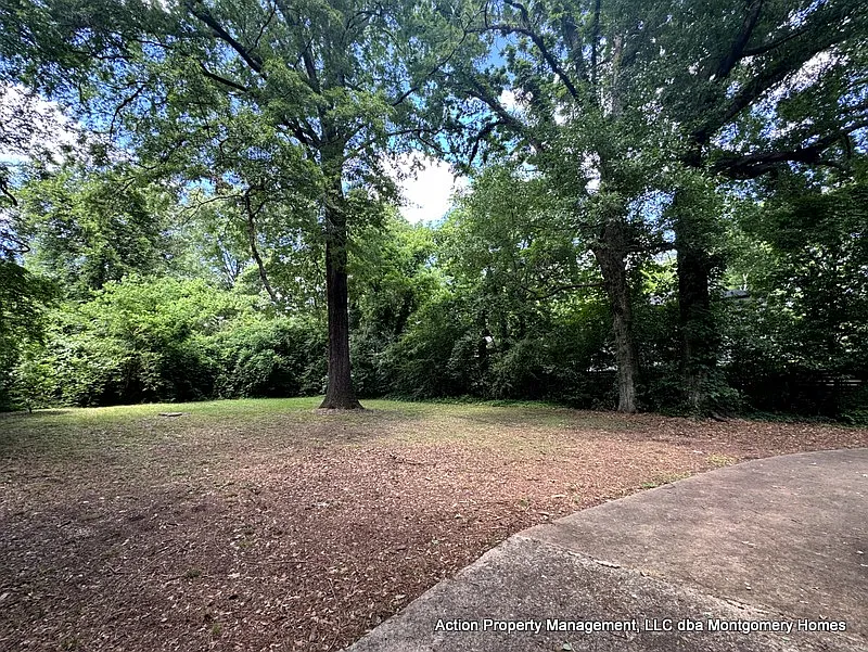 1331 Glen Grattan Drive — Photo 3