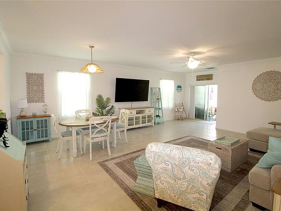 2nd image of 3885 COBBLESTONE LANE