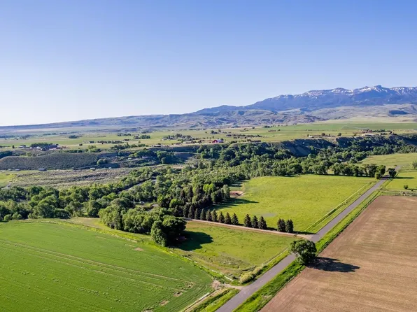 366 Lower Southfork Rd, Cody, WY 82414