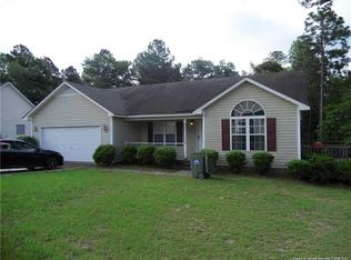 123 Jefferson Dr, Raeford, NC 28376