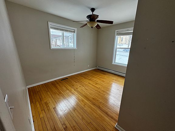 5th image of 312 E Pleasant St #312