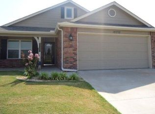 10332 S Olmsted Pl, Jenks, OK 74037