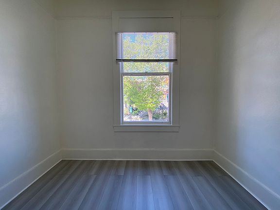 3rd image of 706 Kearny St #102