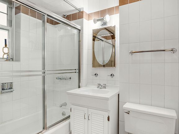 5th image of 575 Park Ave APT 109