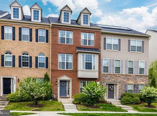 9610 Smithview Pl, Lanham, MD 20706