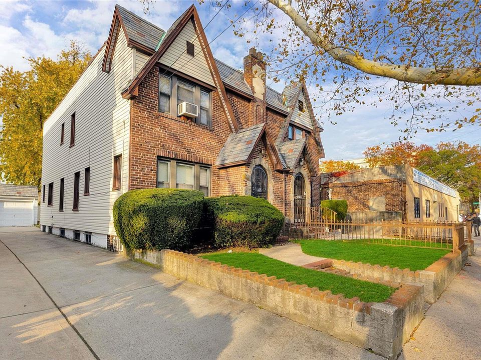 1st image of 205-25 116th Avenue