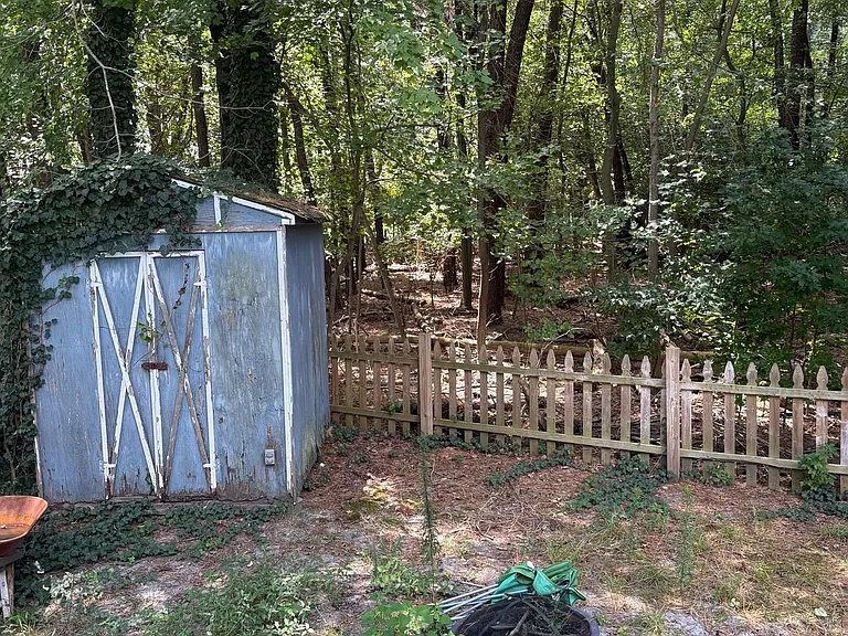 8 Partridge Ct — Photo 38