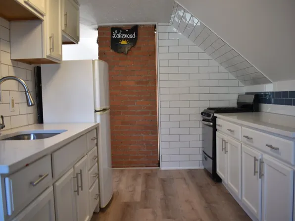 1582 Victoria Ave #3, Lakewood, OH 44107