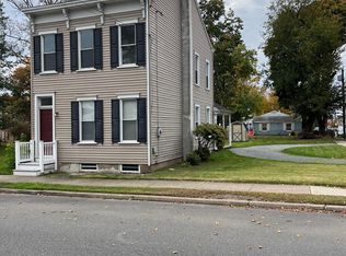 105 Parkinson Ave, Hamilton, NJ 08610