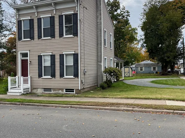 105 Parkinson Ave, Hamilton, NJ 08610
