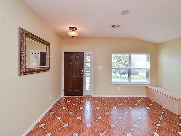 3rd image of 16215 Peach Bluff Ln