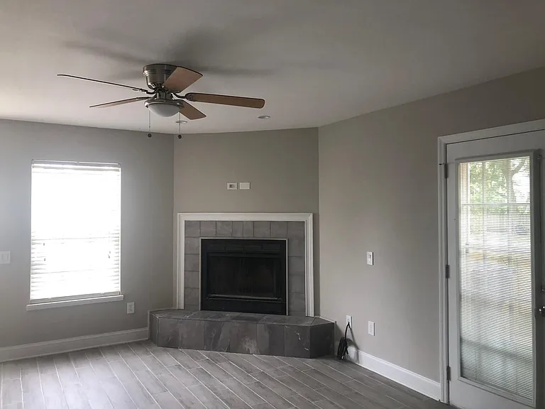 685 Sturdivant Ave — Photo 6