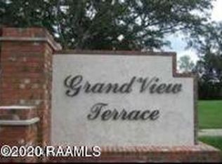 106 Grandview Terrace Dr, Youngsville, LA 70592