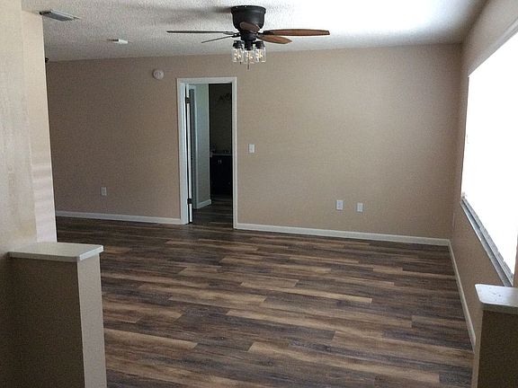2nd image of 4426 Hardenoak Ct