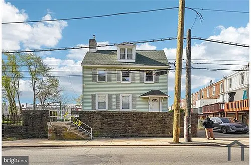 1642 Haines St Photo 1