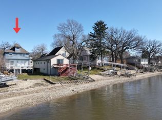 6 S Pistakee Lake Rd, Fox Lake, IL 60020