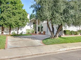25246 Via Sistine, Santa Clarita, CA 91355