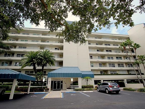 2nd image of 7984 Sailboat Key Blvd S APT 403