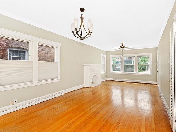 5th image of 1118 N Harvey Ave