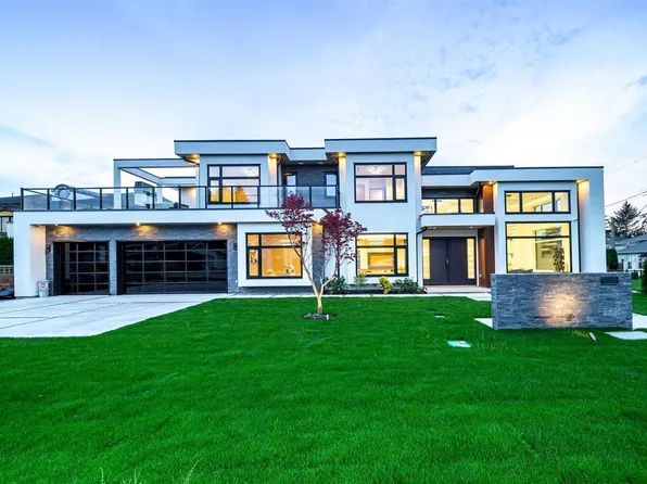 9240 Saunders Rd, Richmond, BC V7A 2B1
