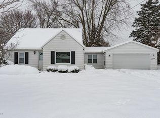 4609 Green Acres Dr, Kalamazoo, MI 49009
