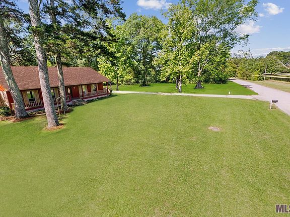 4th image of 8484 Lake Park Dr