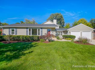 803 E Harrison Ave, Wheaton, IL 60187