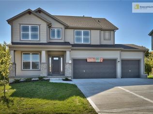 5210 Meadowsweet Ln, Shawnee, KS 66226