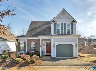 1316 Courtyard Dr, Charlottesville, VA 22903