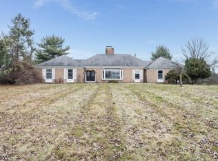 10 Perryville Rd, Pittstown, NJ 08867