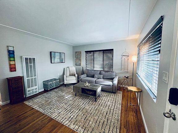 4th image of 4878 Del Monte Ave